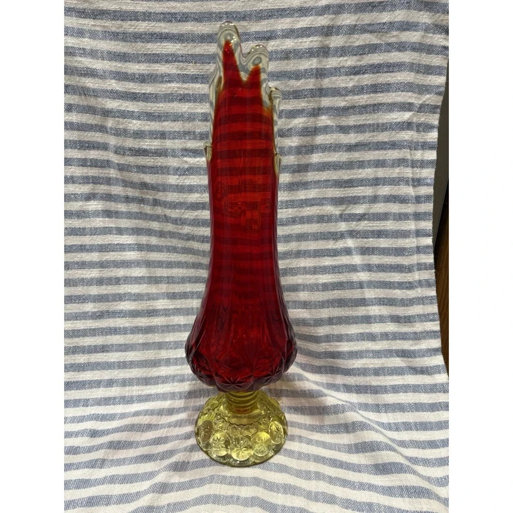 Vintage Swung Amberina Glass Vase – Red & Yellow Starburst Base 13.5 